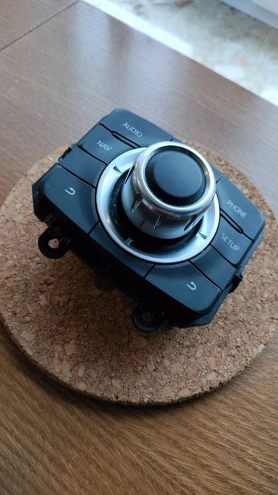 Panel sterowania multimedia mazda 6