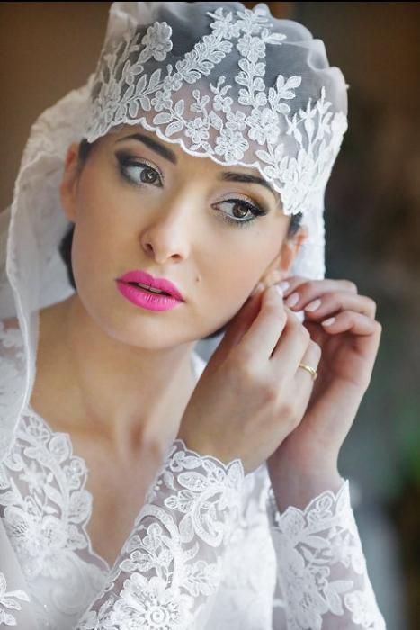 sukienka rybka koronkowa tren suknia ślubna