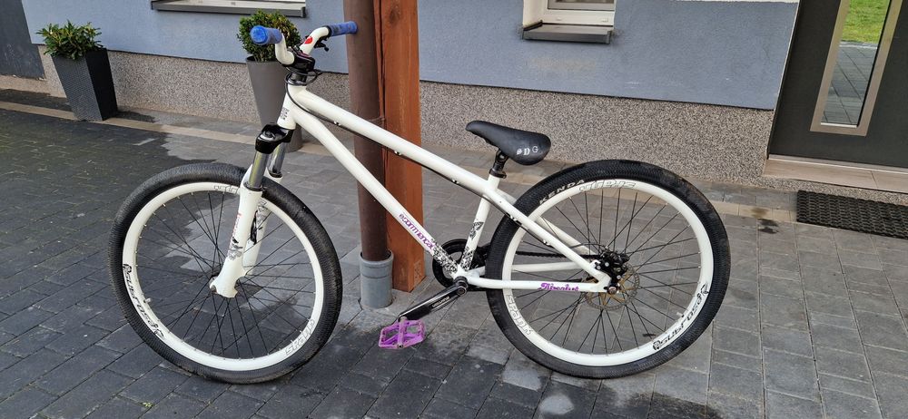 Rower DIRT Commencal Absolut
