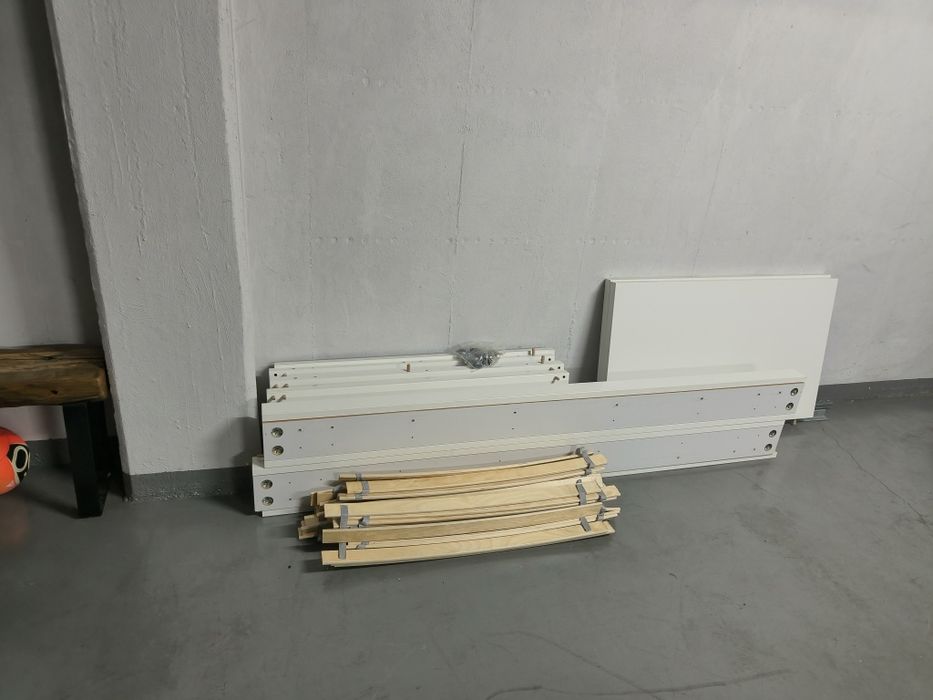 Camas individual com estrado IKEA MALM