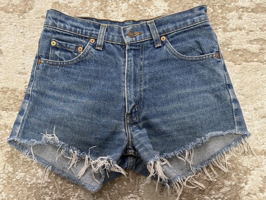 Жіночі джинсові шорти Levi’s