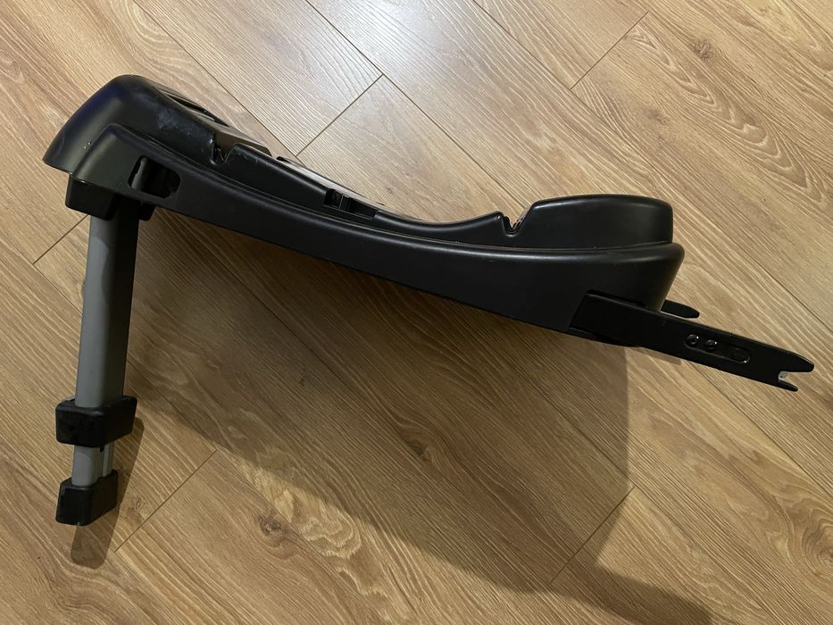 Fotelik samochodowy Recaro Privia Evo + baza Isofix