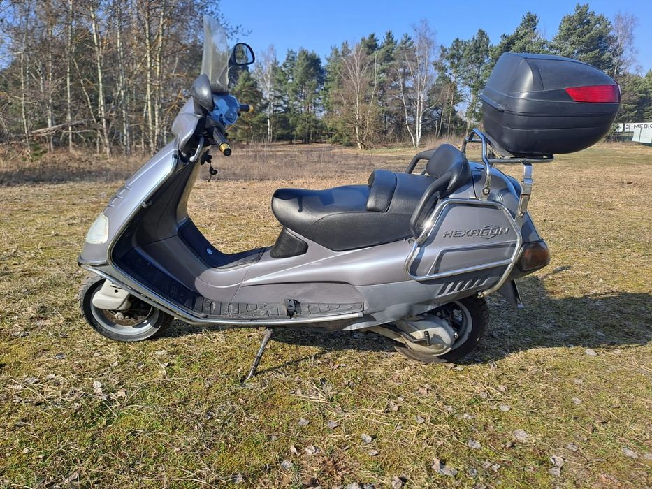 Skuter Piaggio Hexagon LX 125