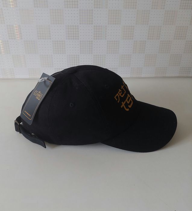 Новая кепка, бейсболка (Bangladesh).