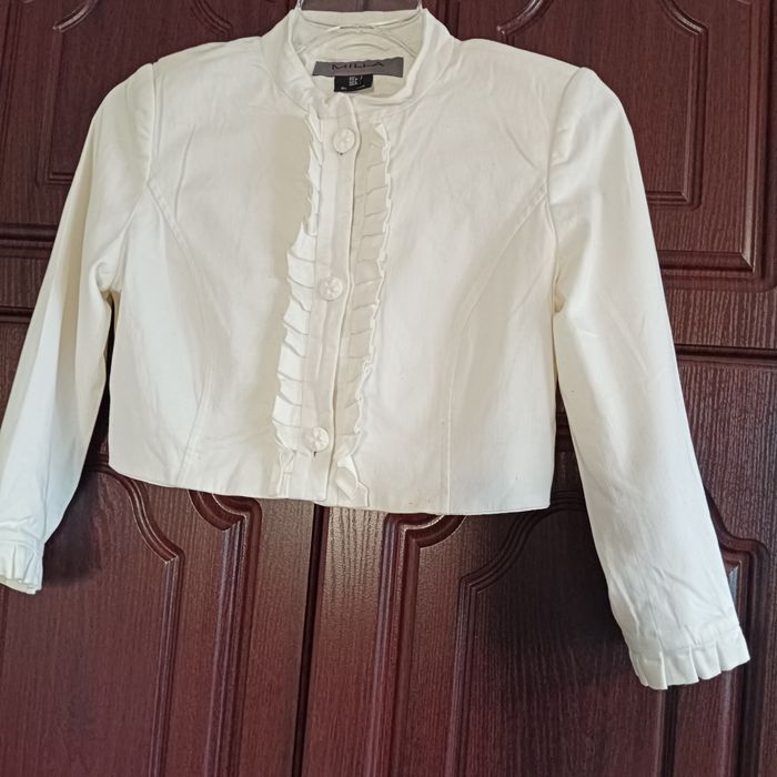 59* Białe bawełniane bolerko rozmiar S firmy Milla