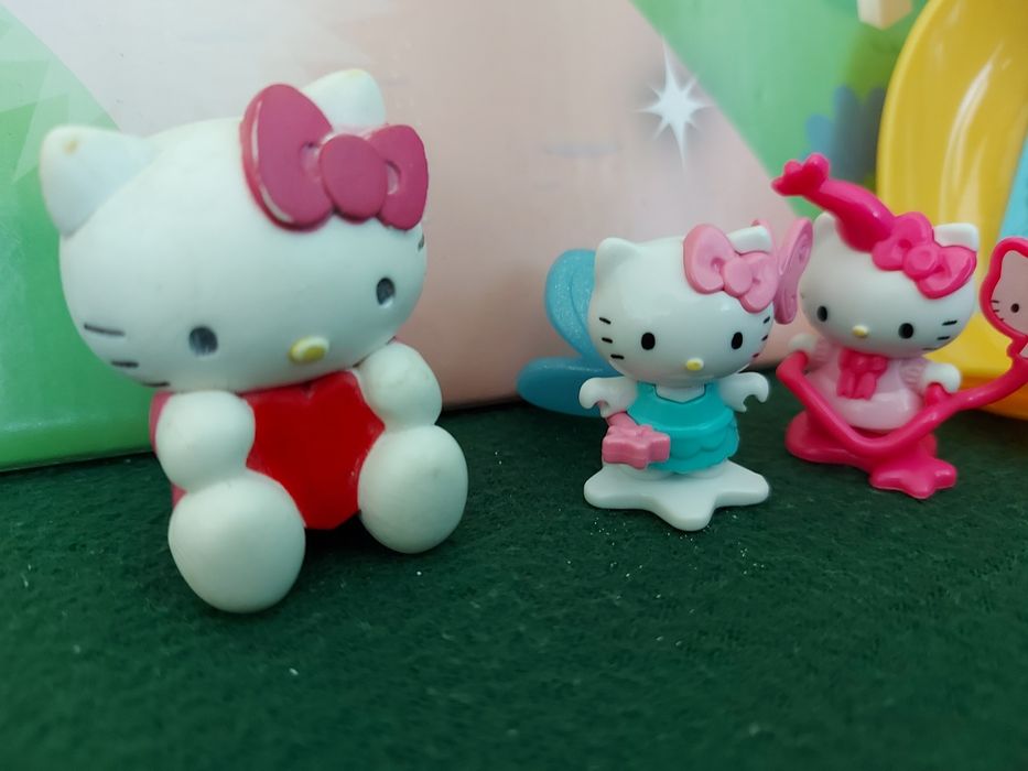 Figurki Hello Kitty