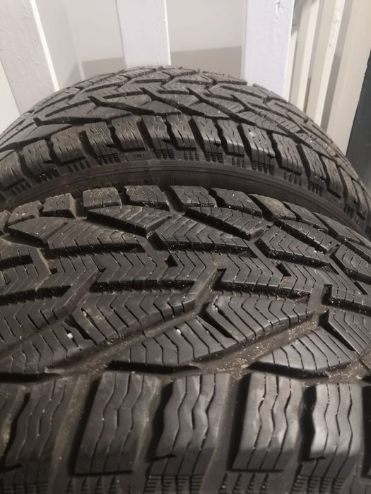 Opony zimowe Kormoran 2szt 225/45 r17 cena 380