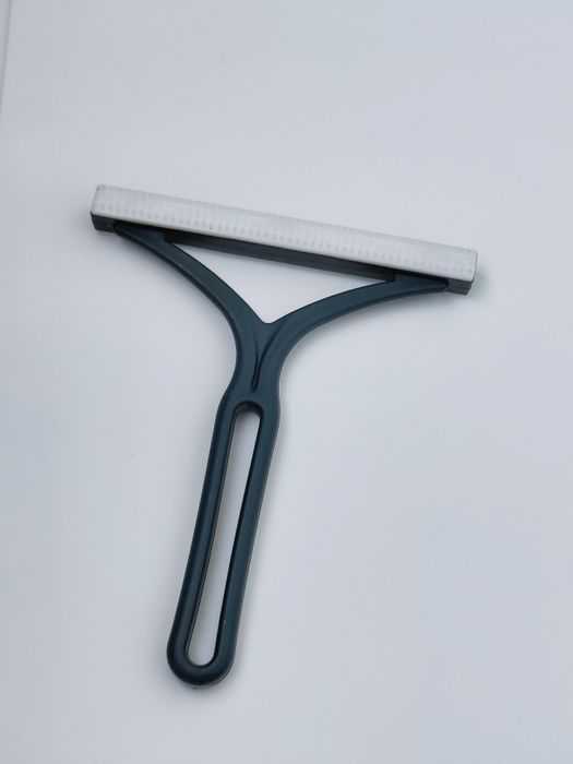 Nowa  Przenośna Szczotka Granatowa  Golarka do Ubrań Tapcierki Grzebie