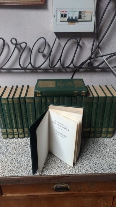 Coleção  de livros de Obra Completa de Eça de Queiroz