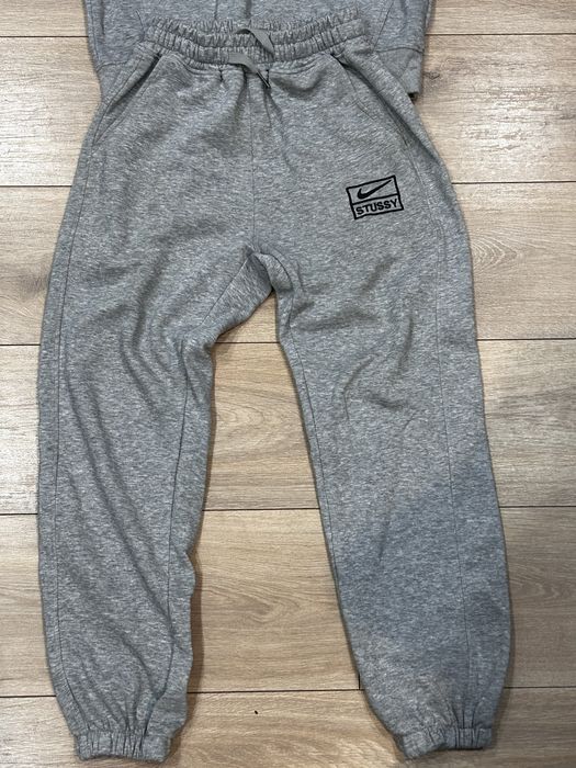 Dres nike szary