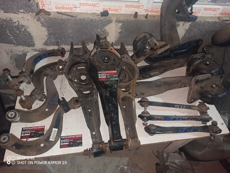 Гольф 5 ричаги задньої підвіски Октавія А -5 ричаги перед, зад.
