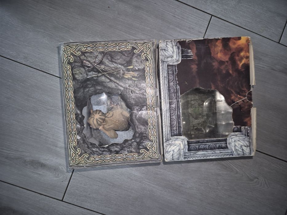 Władca Pierścieni. Edycje kolekcjonerskie z figurkami. DVD