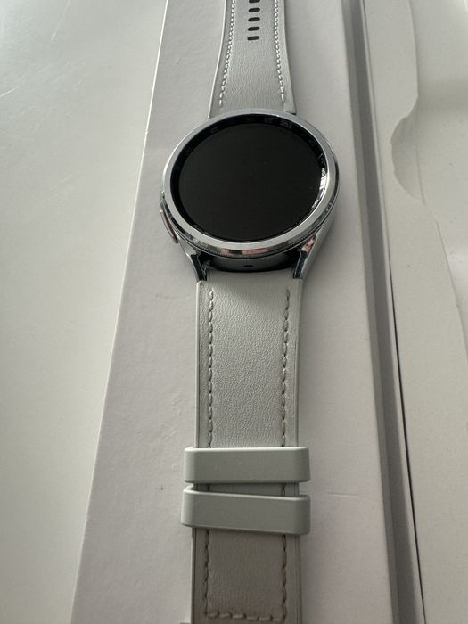 Zegarek sportowy damski samsung Galaxy Watch 6 Classic