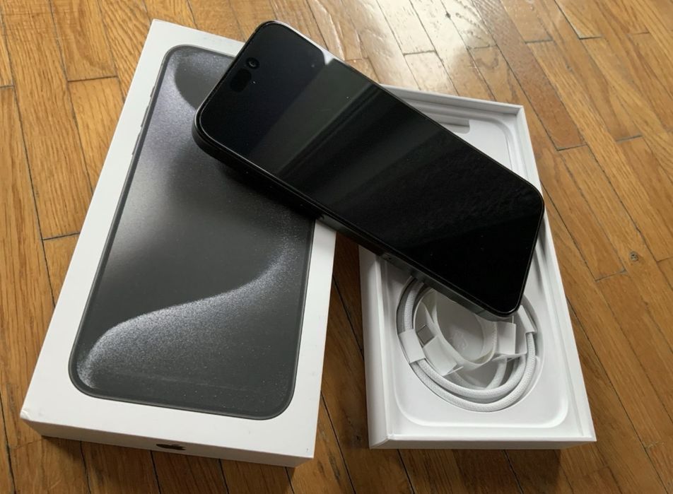 Apple iPhone 15 Pro Max 256GB Black Titanium / Bateria 95%