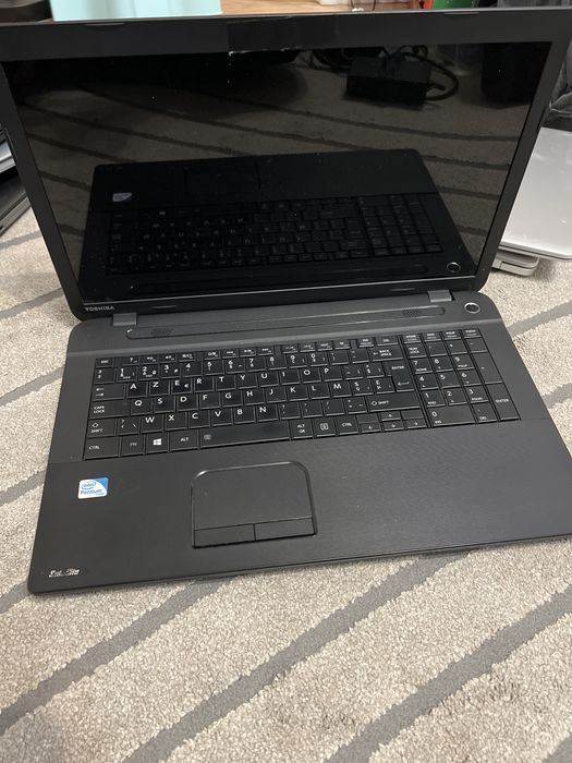 Ноутбук Toshiba с  Европы