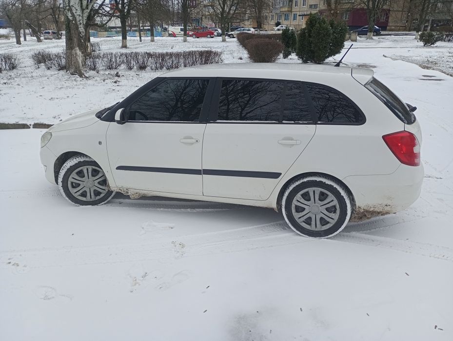 Skoda Fabia 2012року