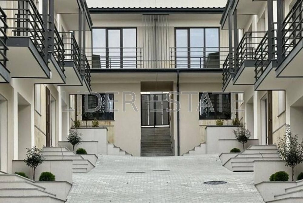 Працюємо по всіх програмах!Продам 2-поверховий таунхаус на вулиці Високій