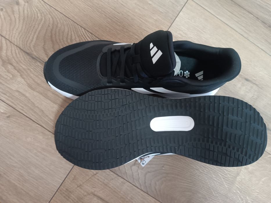 Нові бігові кросівки Adidas Runfalcon 5 IH7758 р-р 46, uk11,29,5 см