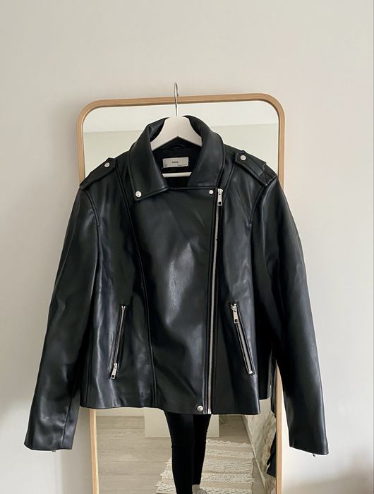 Blusão da Mango a imitar pele