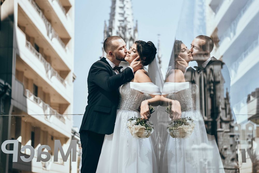 Відеограф, відеооператор на весілля Київ, область. Видео на свадьбу