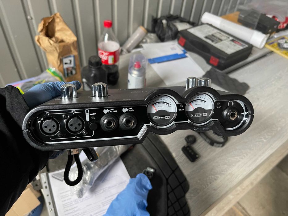 Аудиоинтерфейс LINE 6 POD STUDIO UX2