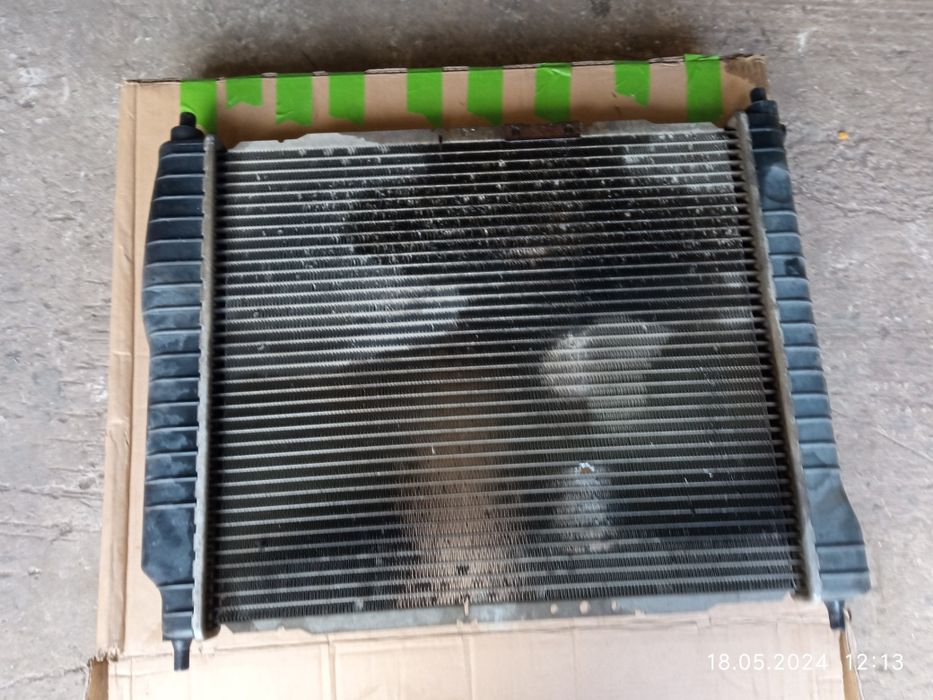 Продам алюмінієвий радіатор від шевроле авео 1,5 без кондиціонера.