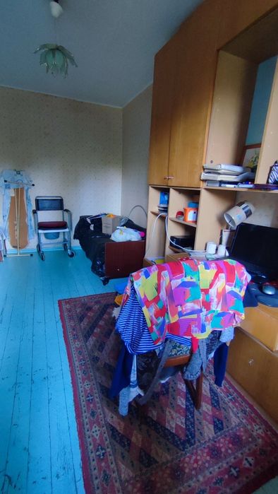 3-х комн. квартира СевГОК, остановка "Стадион" 3-й этаж, не угловая