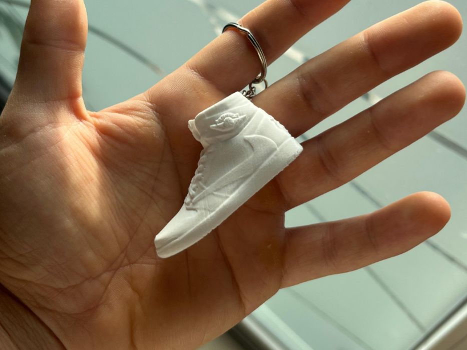 Брелок на ваш смак Кросівок. 3д друк 1,09 грн за грам