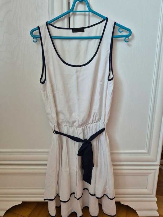 Biała sukienka z wiązaniem/ Vero Moda/ rozm 36/38