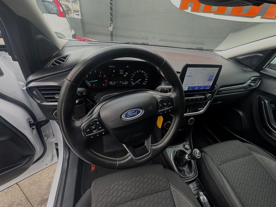 Ford Puma 1.0 EcoBoost MHEV Titanium