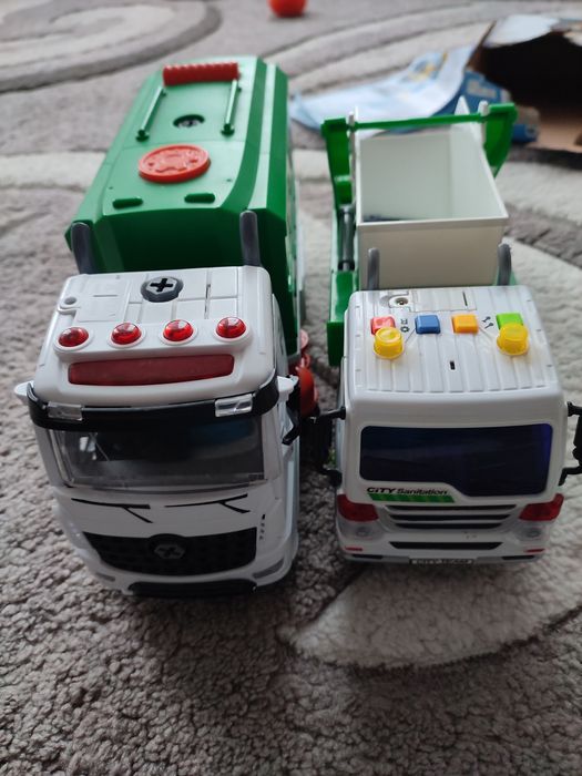 Продам машинки- сміттєвоз