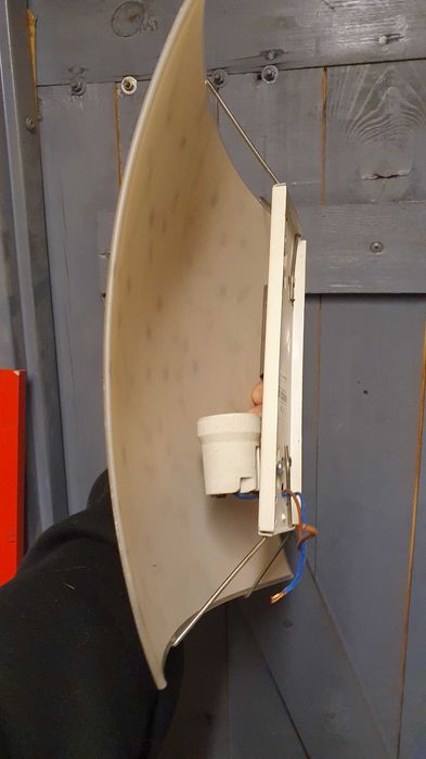 Plafon na 1 żarówkę