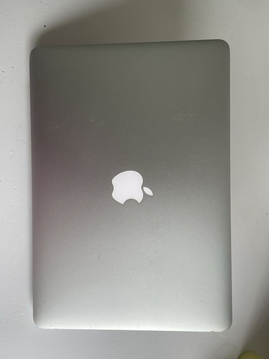 MacBook Air 13” 2015 – 500GB SSD (Capa Opcional)