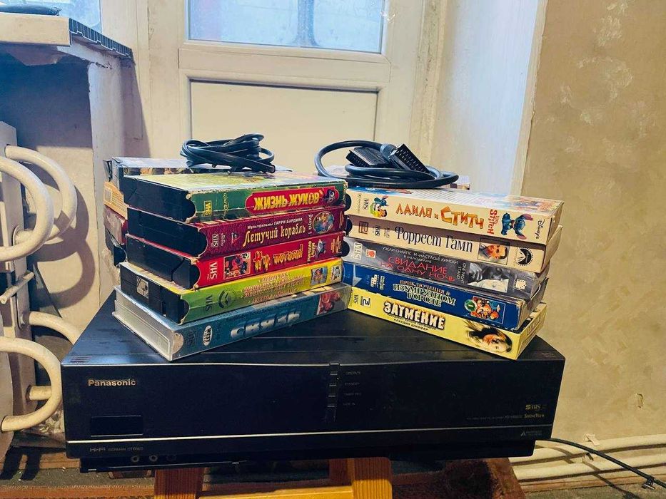 Видеомагнитофон Panasonic NV-HS800