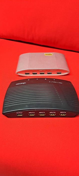 SÓ 10 EUROS - Selector HDMI e cabos HDMI VGA SCART RCA novos