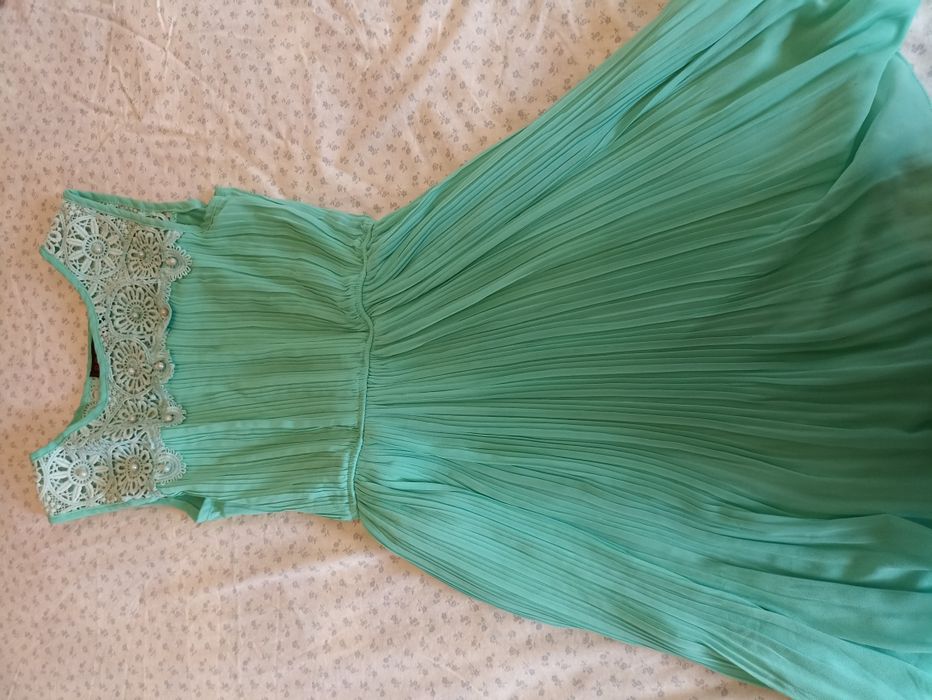 Vestido verde água da marca boske