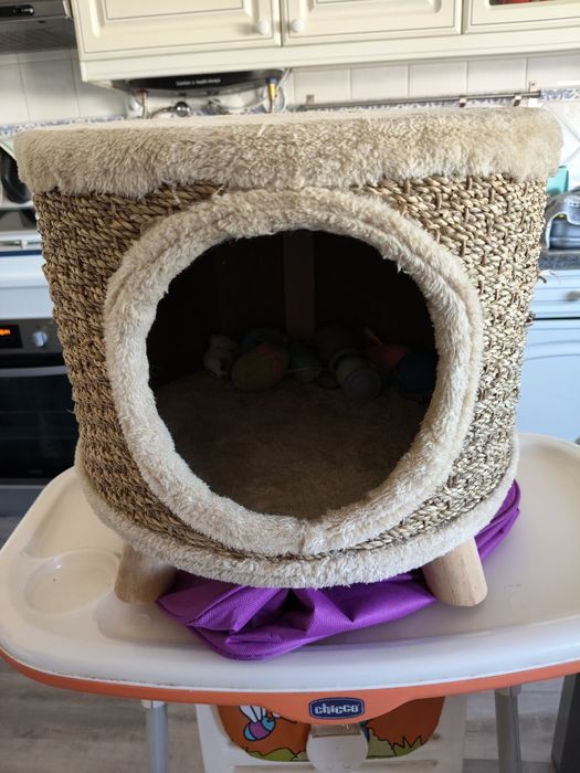 Cama/brinquedo gato