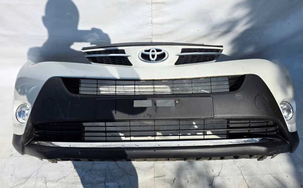 Бампер передній Toyota Rav4 IV перед оригінал разборка