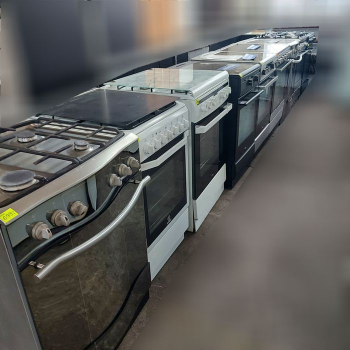 Kuchenka gazowa  piekarnik!! Grill obrotowy