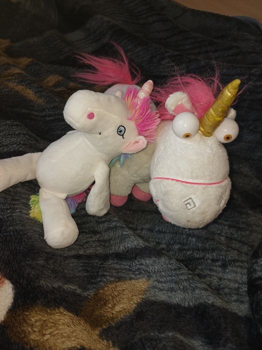 Дитячі іграшки, поні, єдинороги, конячки