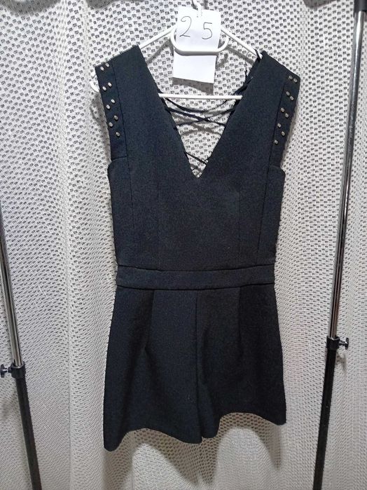Roupas em bom estado