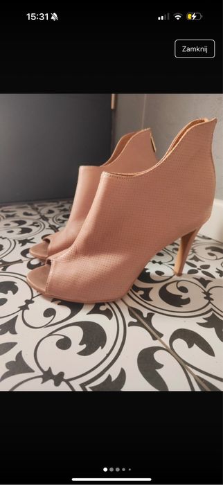 Szpilki wojas skorzane