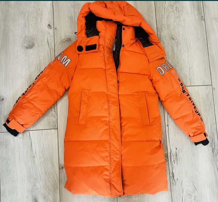 Куртка зимняя на девочку 152 см