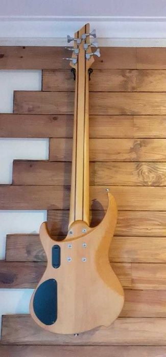 Baixo Brice Bass Defiant 6 Cordas + Case | Excelente Estado - *PREÇO FIXO*