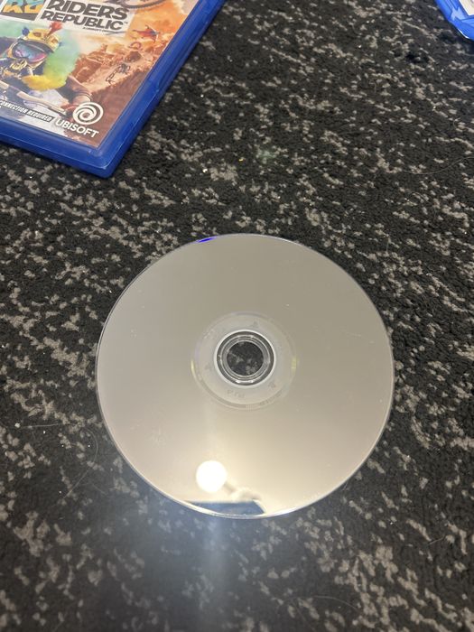 Gra na ps 4 polecM gra o autach i motorach szybko wam sie nie znudzi