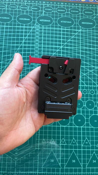 Nitze Mini V-Mount Plate