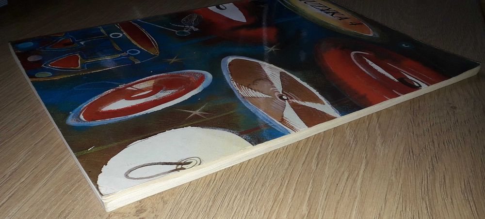 Podręcznik Muzyka klasa 4 SP, wydanie 1994, stan bardzo dobry