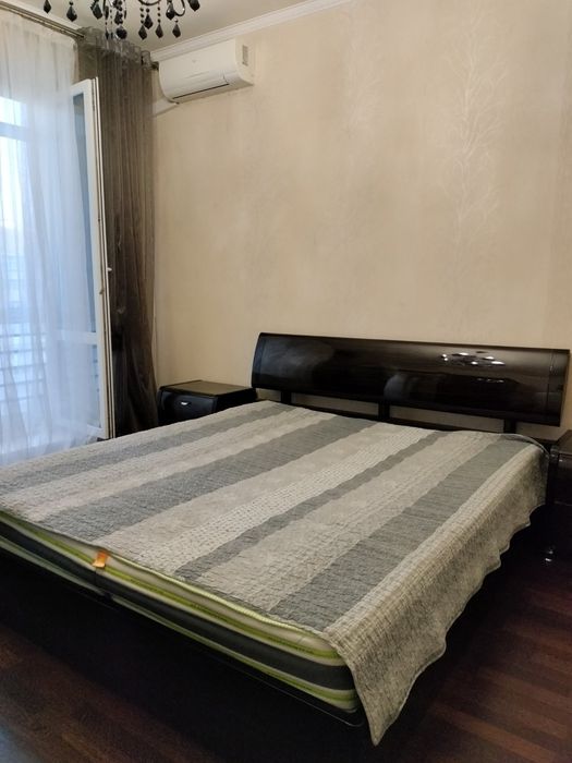 Сдам 2х  квартиру  в Новострое на Алексеевка!