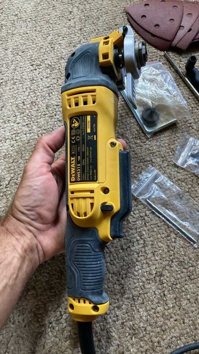 MultiTool Oscylacyjny DeWalt DWE 315 GB 300W Kit