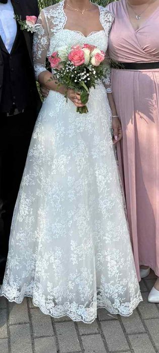 Przepiękna suknia ślubna